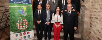 Torneo della Pace: la cerimonia ufficiale ad Assisi con i vertici del calcio italiano 