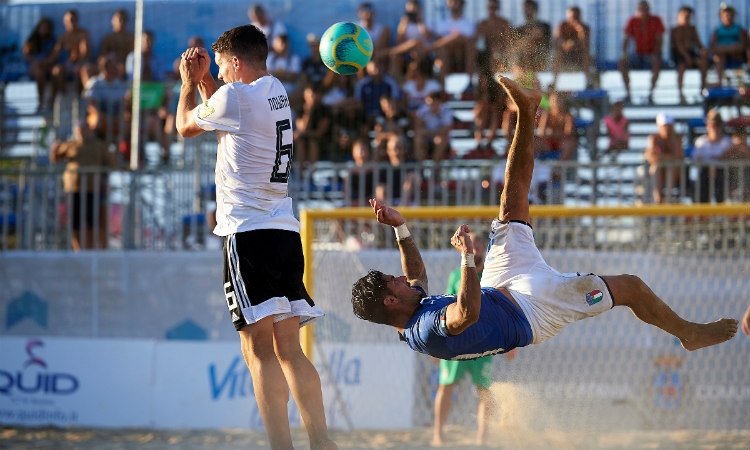 Euro Beach Soccer League: ok Italia, 5-4 alla Germania