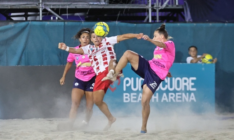 Femminile Q8: per il terzo anno di fila il tricolore se lo giocano Cagliari e Lady Terracina