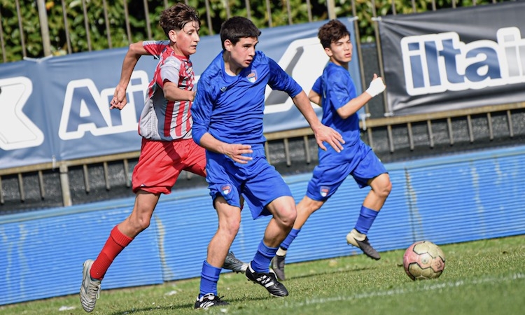 Under 15, pari spettacolo con la Cremonese. Prima della partita maglie speciali agli ex Baschirotto e Zerbin