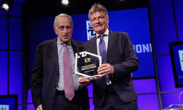 D CLUB: premiati a Roma i migliori della D scelti dai tifosi. Premi alla carriera, tra gli altri, ad Antognoni e Pavoletti